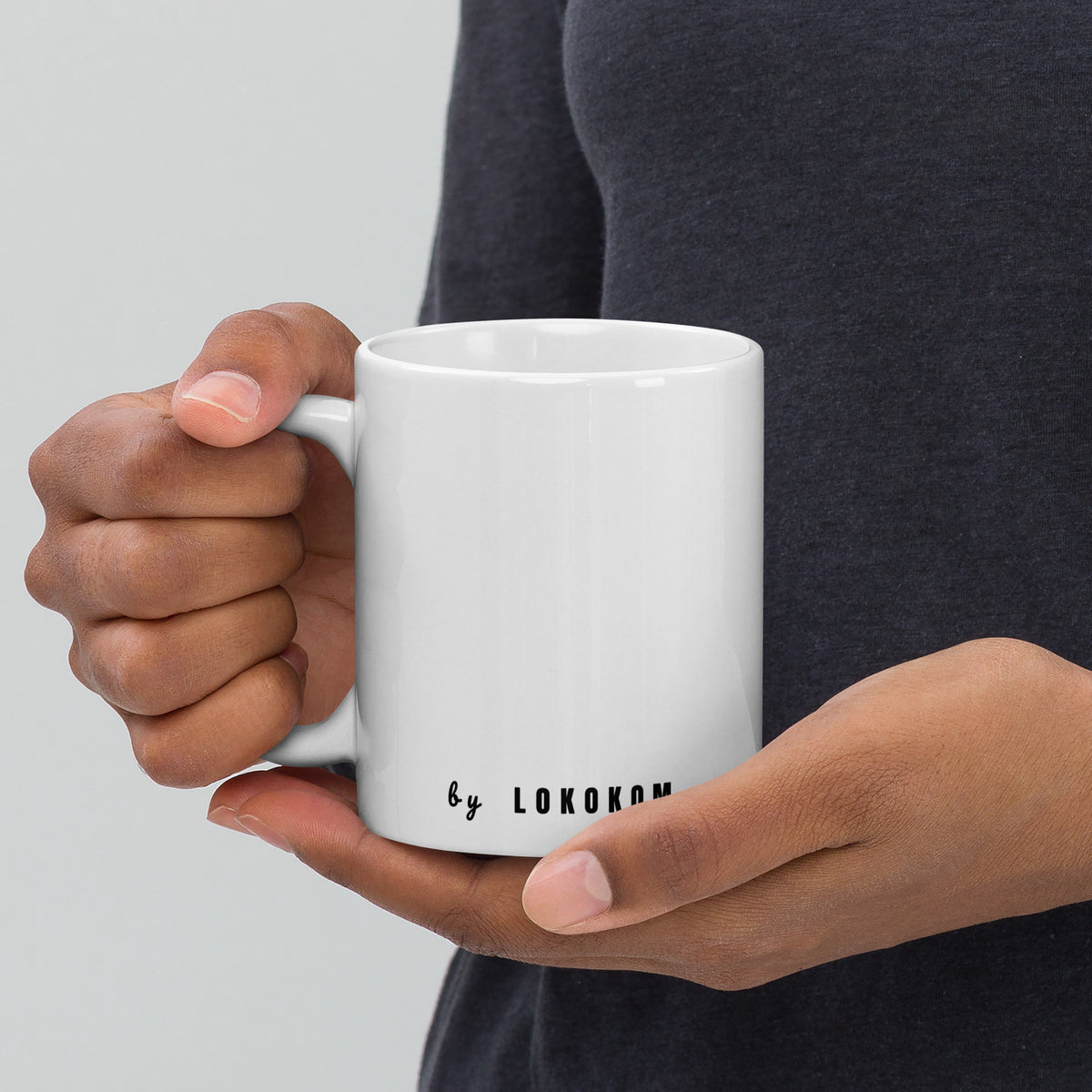 Taza blanca «Aquí bebe un andaluz» – Lokokom (vista 2)